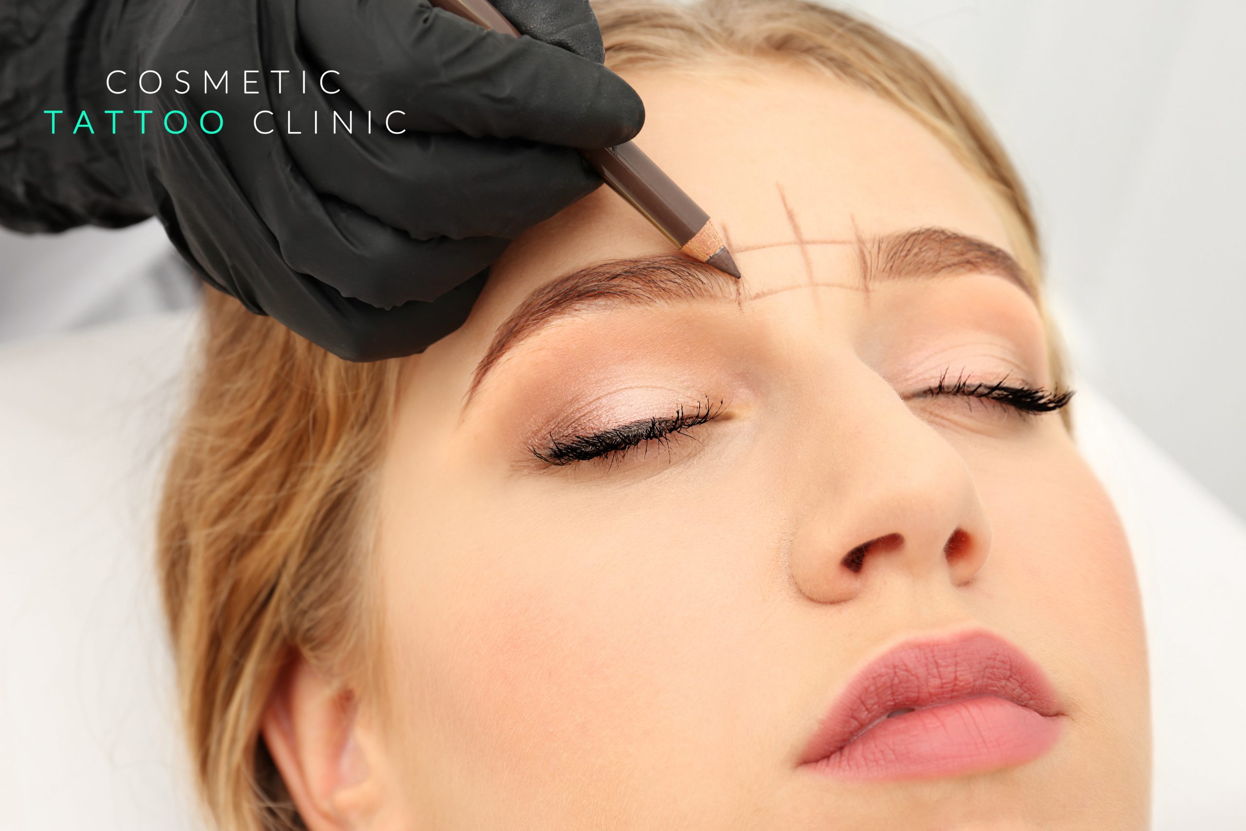 Cara mapping a client for Microblading.